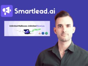 photo of Ari with the smarlead logo